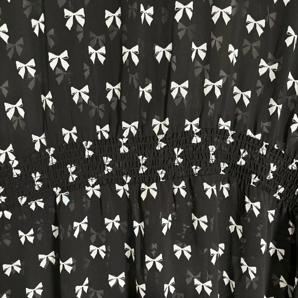 Torrid Sheer Top Women's Size 4X Bow Print Ruffles Smocking Sheer Cottage Core - Picture 12 of 15